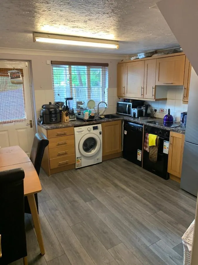 Thames River Side Townhouse Apartment Thamesmead  Homestay Thamesmead (Greater London)